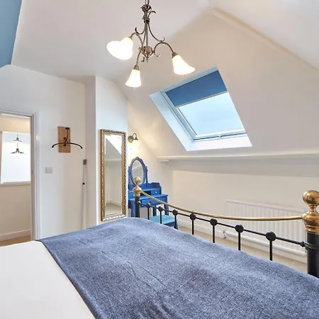 Burtree House Γουίτμπι